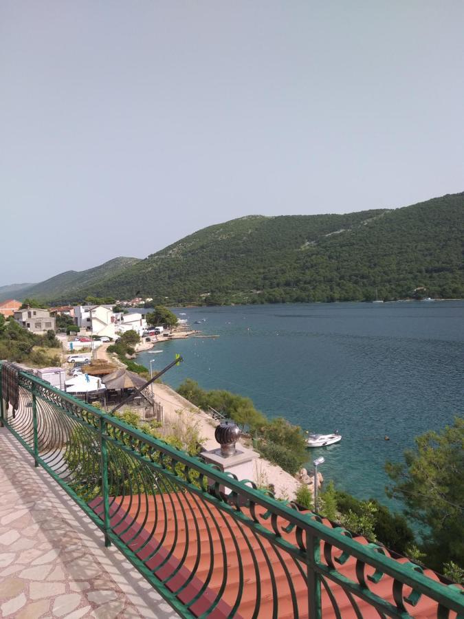 Apartamento Direkt Na Moru - Bungalov Šibenik Exterior foto
